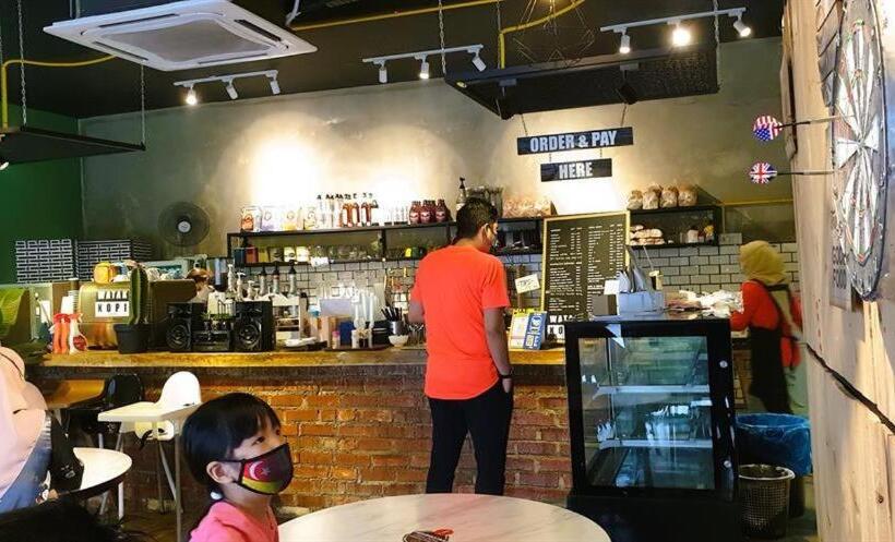 בית מלון כפרי Timurbay Beachfront By Perfect Host