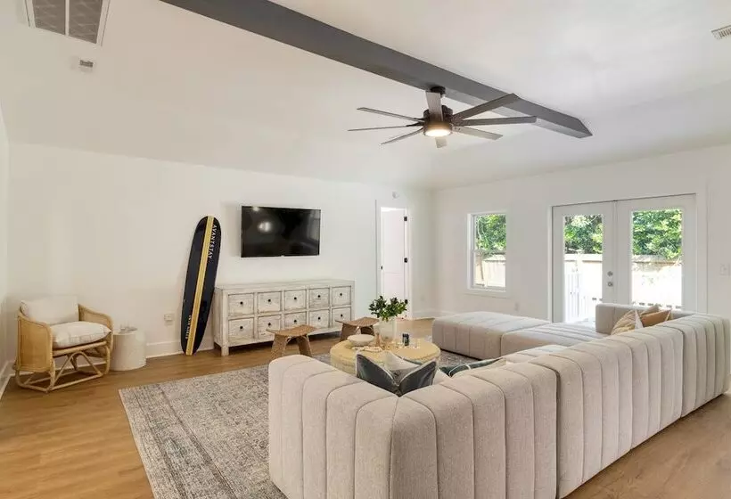 Lumie By Avantstay 5br Ranch W Firepit Patio