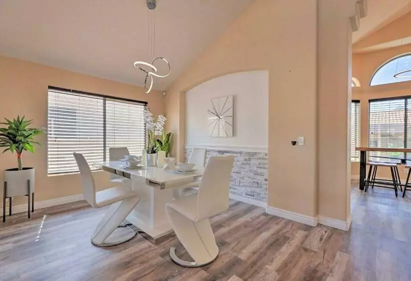 Luxe Gilbert Retreat With Private Pool And Game Room!