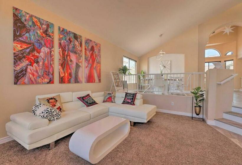 Luxe Gilbert Retreat With Private Pool And Game Room!