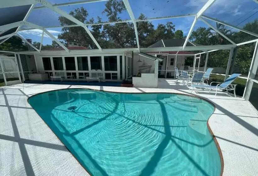 Wave Cave   Beach, Heated Pool, Bbq, Family, Friends, Fun