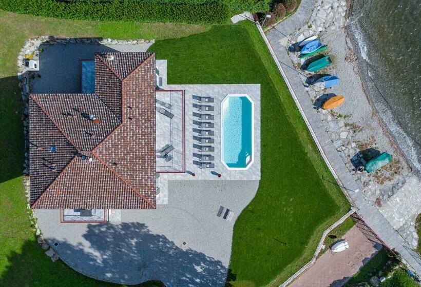 Villa L Angelo Del Lario