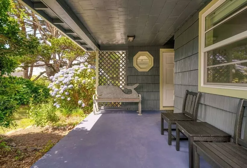 Beach Pines Bungalow By Avantstay Classic Cottage Steps To The Beach W Private Yard