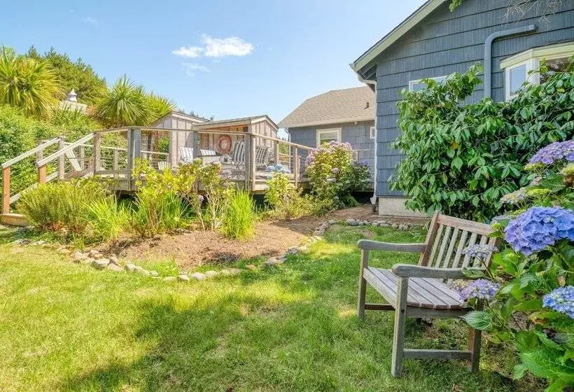 Beach Pines Bungalow By Avantstay Classic Cottage Steps To The Beach W Private Yard