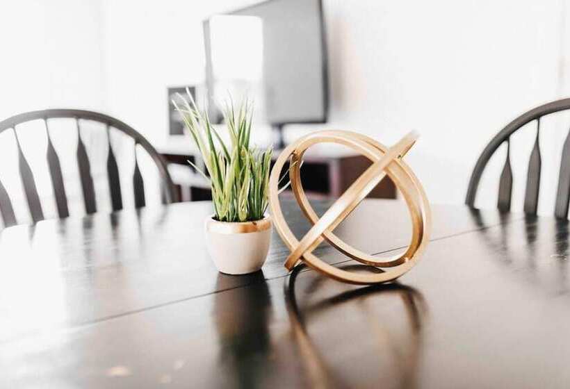 Beautiful New 3 Br 2ba Townhome No Stairs