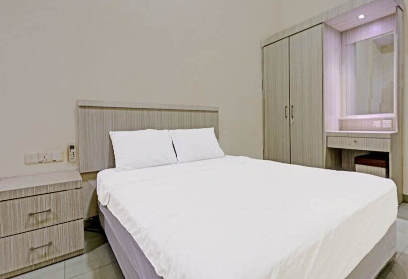 فندق Collection O 91484 Lai Lai Apartment