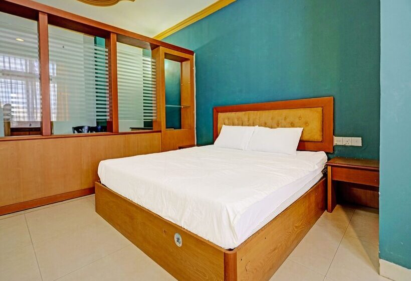 فندق Collection O 91484 Lai Lai Apartment