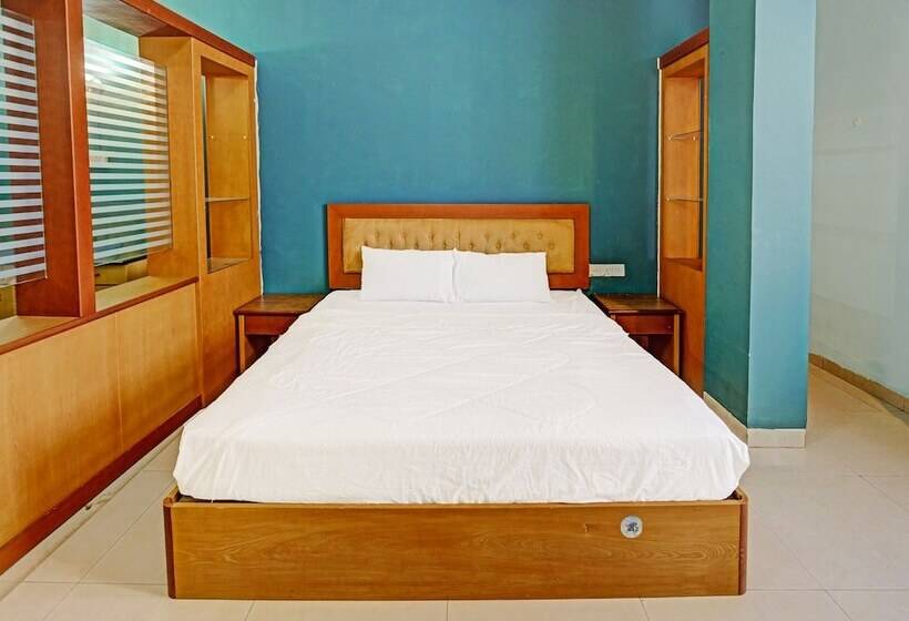 فندق Collection O 91484 Lai Lai Apartment