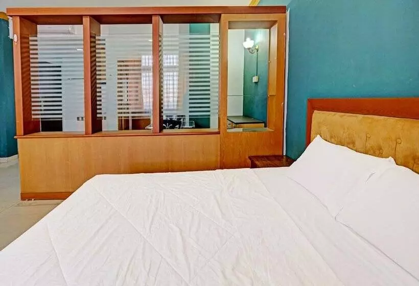 ホテル Collection O 91484 Lai Lai Apartment