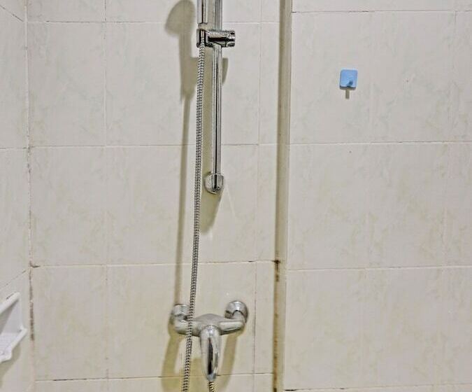 فندق Collection O 91484 Lai Lai Apartment