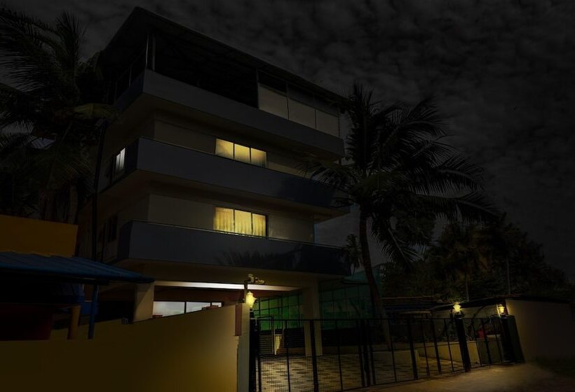 Itsy Hotels Ushodaya Royal Residency