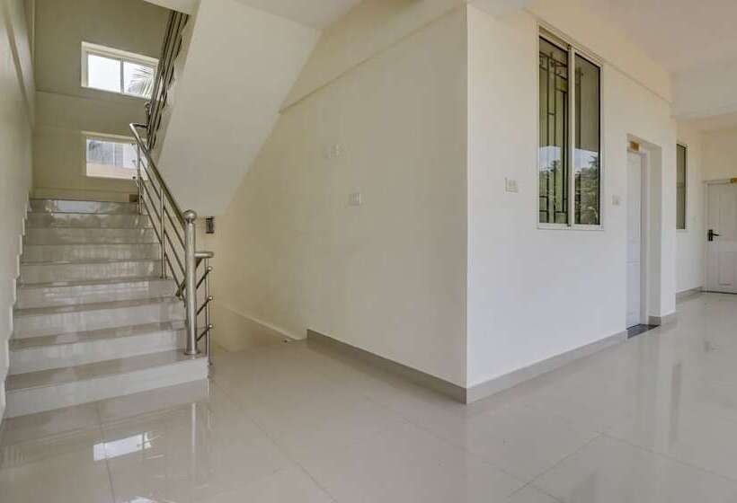 Itsy Hotels Ushodaya Royal Residency