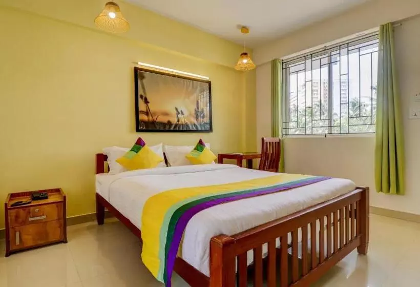 Itsy Hotels Ushodaya Royal Residency