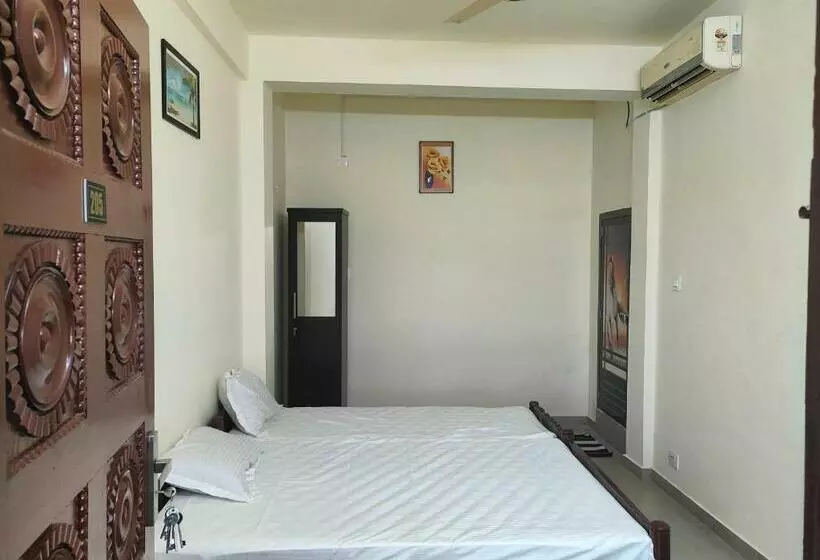 モーテル Jinnens Tourist Home