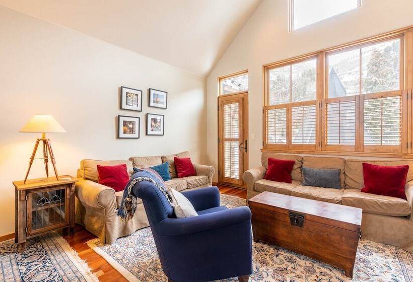 Owl Meadows 24 By Avantstay Walking Distance To Town & Slopes!