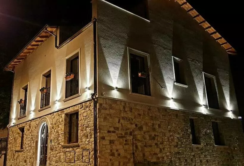 Majatalo Destasu  Bed And Wellness