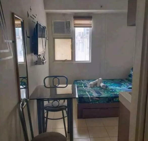 Very Affordable Urban Deca Tower Along Edsa