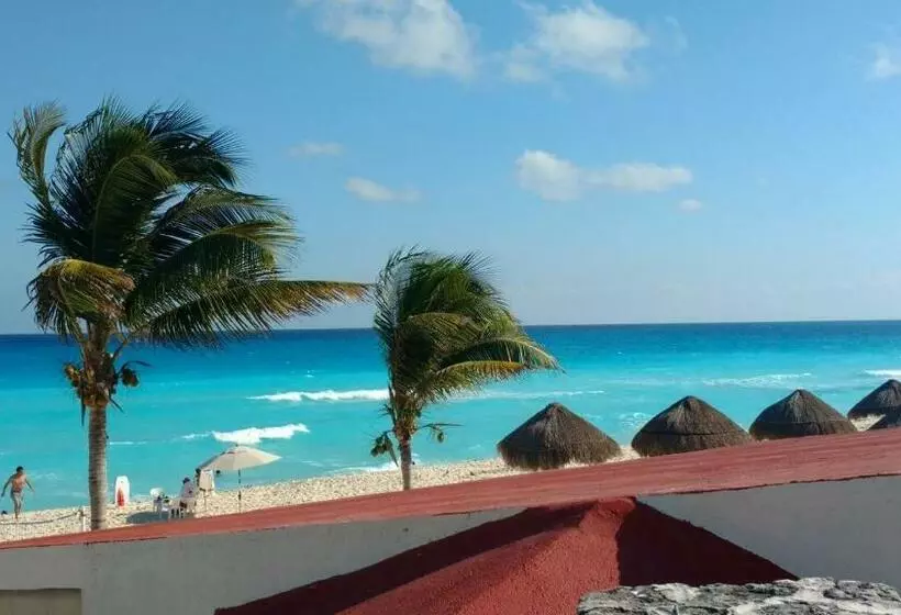 Apartment Ocean Front Cancun