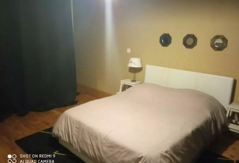 ベッドアンドブレックファースト Chambre Dans Maison Agréable à Cusset