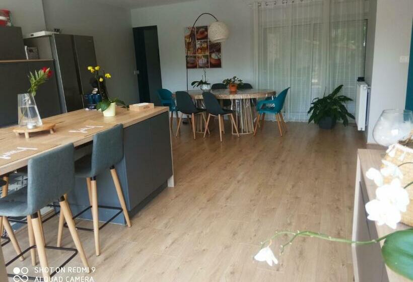 مبيت وإفطار Chambre Dans Maison Agréable à Cusset