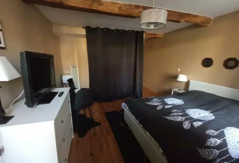 ベッドアンドブレックファースト Chambre Dans Maison Agréable à Cusset