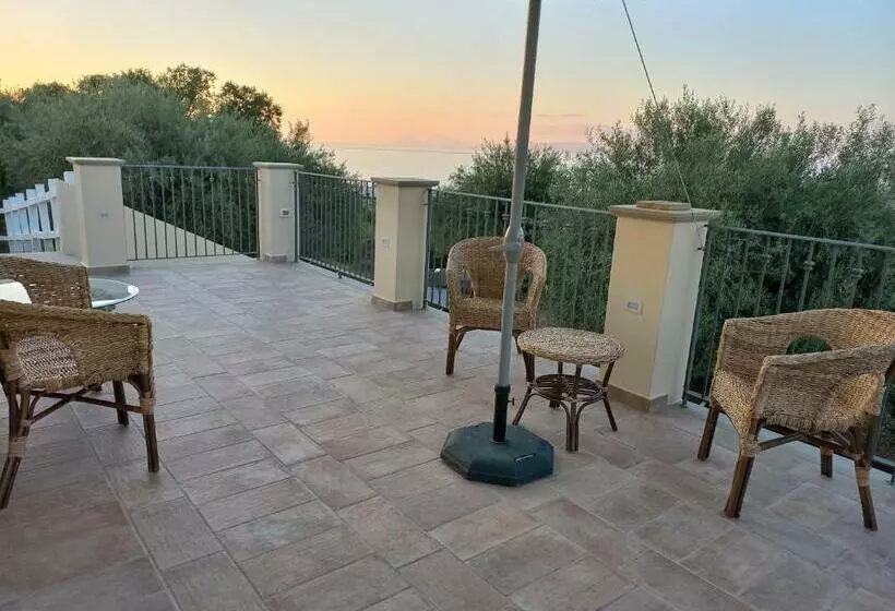 ベッドアンドブレックファースト L Albero Della Manna