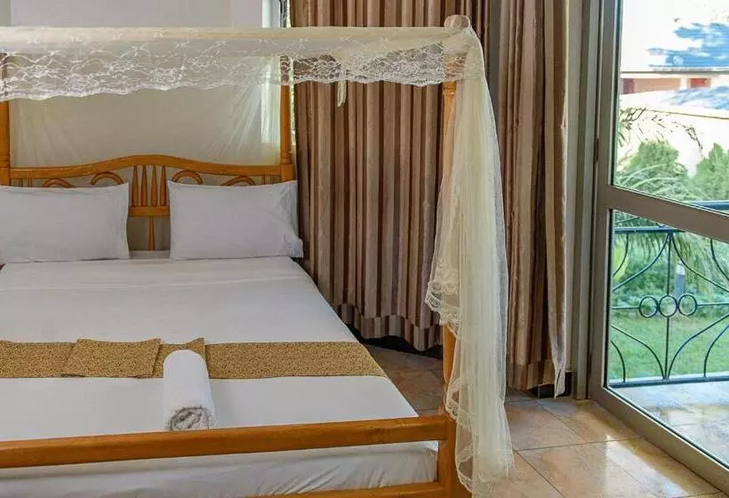 Garden Courts Hotel Masaka