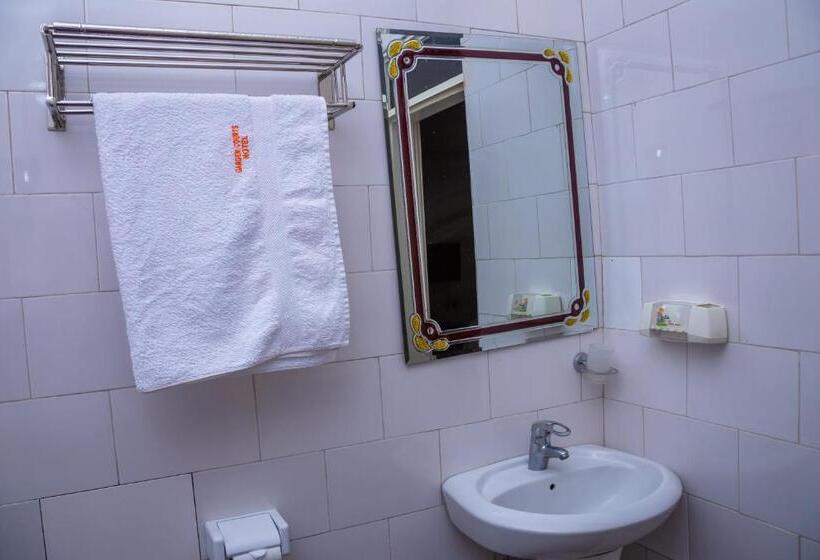 Garden Courts Hotel Masaka