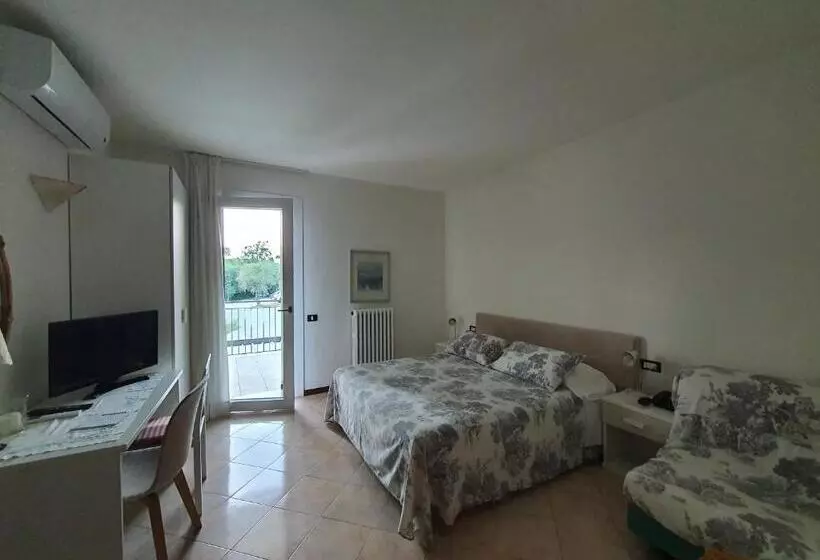 Hotelli Albergo Campagnola