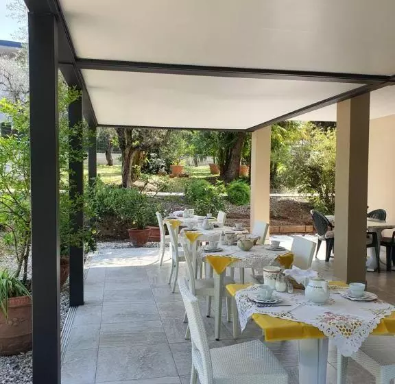 Hotelli Albergo Campagnola