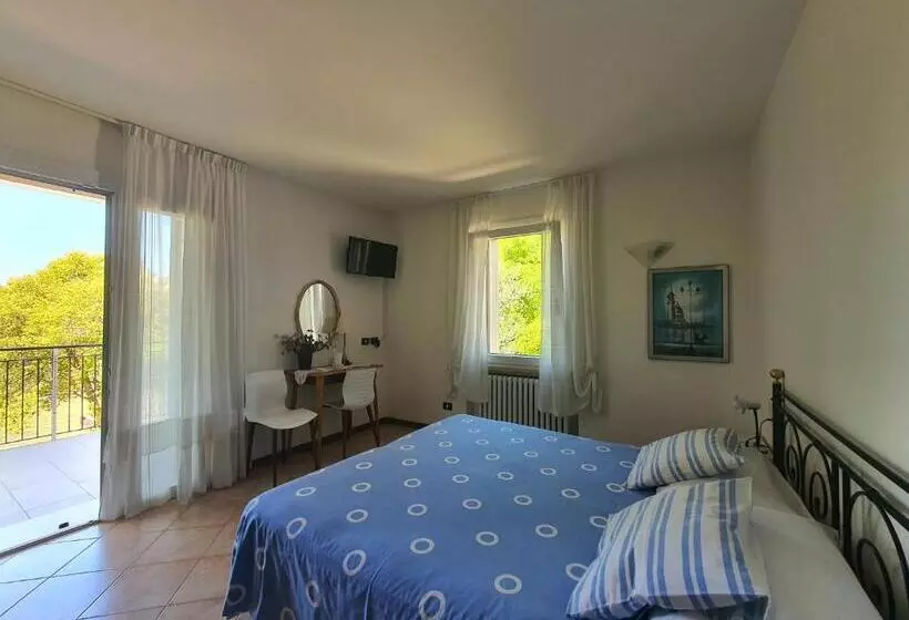 Hotelli Albergo Campagnola