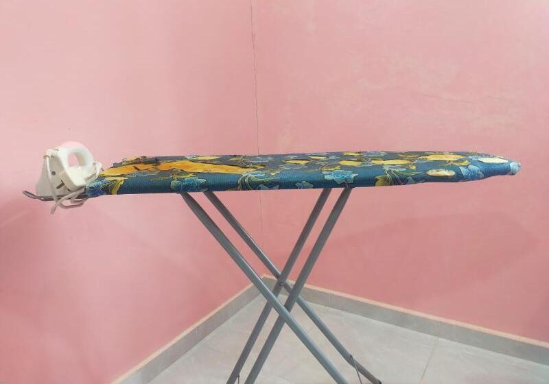 فندق Oyo Home 90577 Safi Homestay