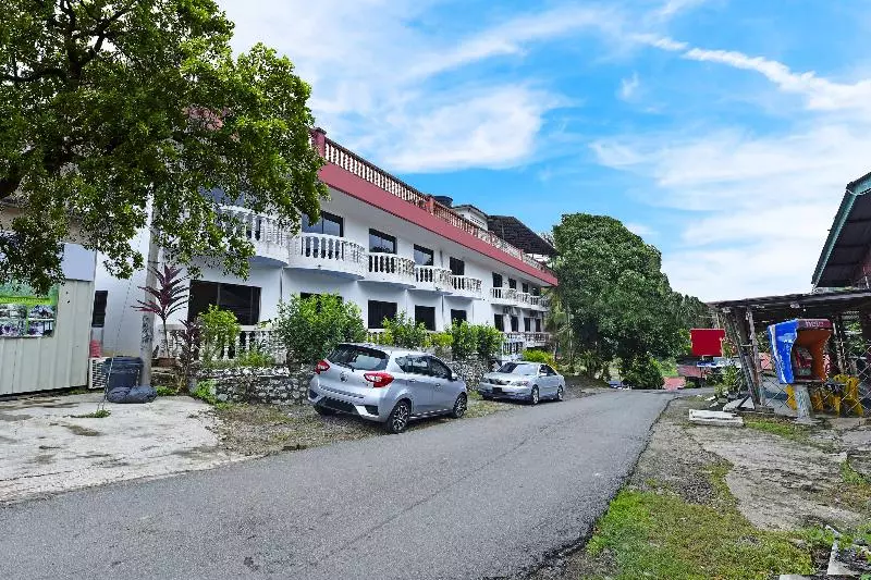 Oyo 90565 Teresek View Motel