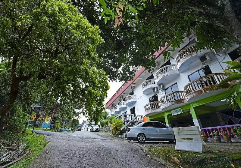 Oyo 90565 Teresek View Motel