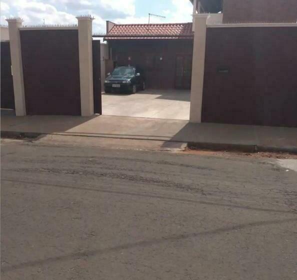 Pensão Kitnets Recanto Magro Ii