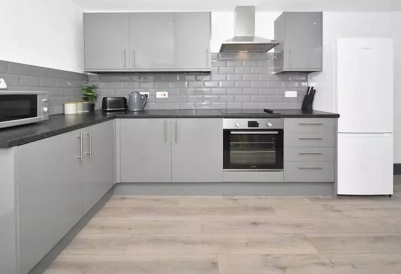 Majatalo Townhouse @ Bedford Street Crewe