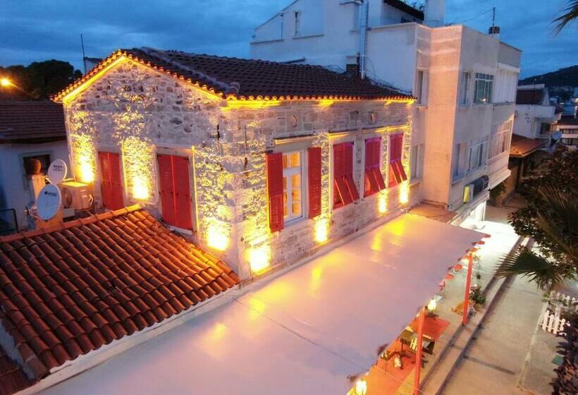 Tarihi Sakiz Hanim Konagi   Eski Foca