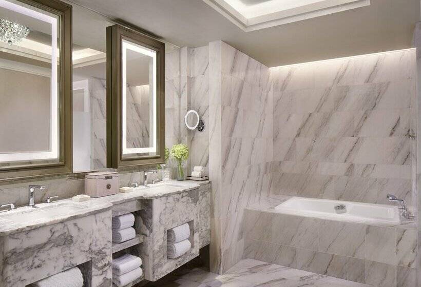 Hotel The St. Regis Jakarta