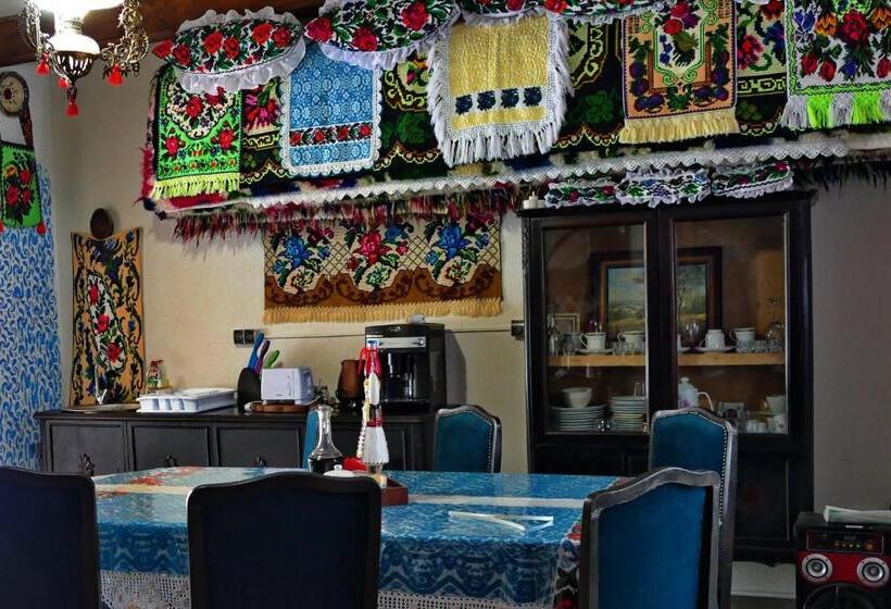 پانسیون Roua De Sub Creasta