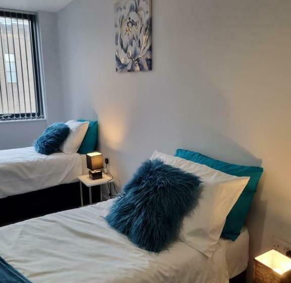 Spacious City Centre Apartment