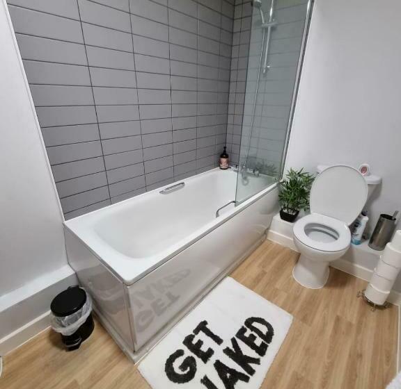 Spacious City Centre Apartment