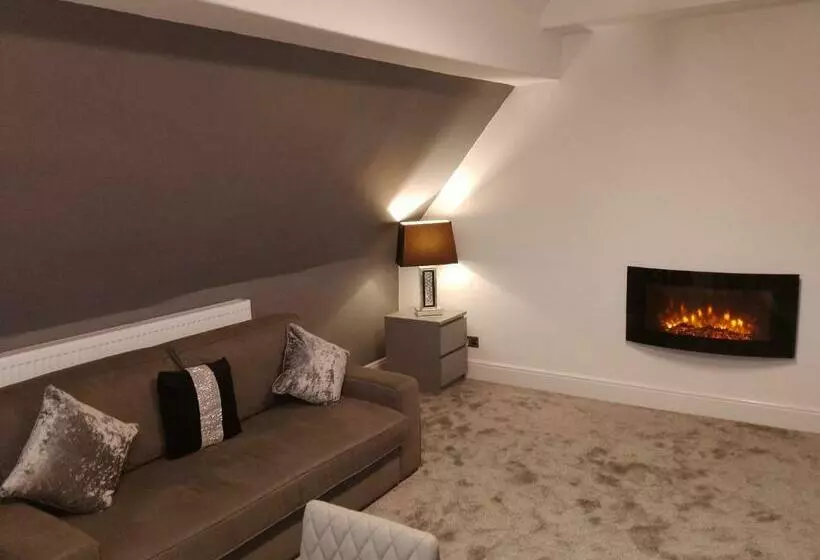 St Anne S Lodge Apartments Penthouse With Seaview, Lytham St Anne S