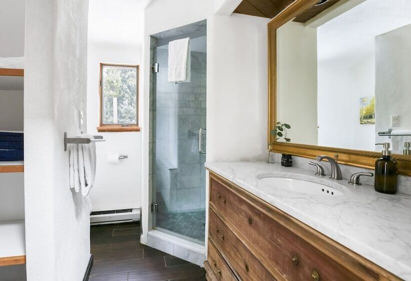 Treehouse By Avantstay Secluded Mountain Cabin W Views Hot Tub Treehouse