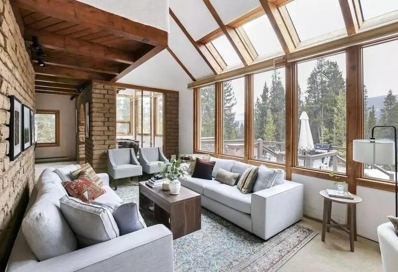 Treehouse By Avantstay Secluded Mountain Cabin W Views Hot Tub Treehouse