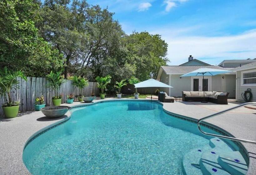 Tropical Beach Bungalow With Private Heated Pool