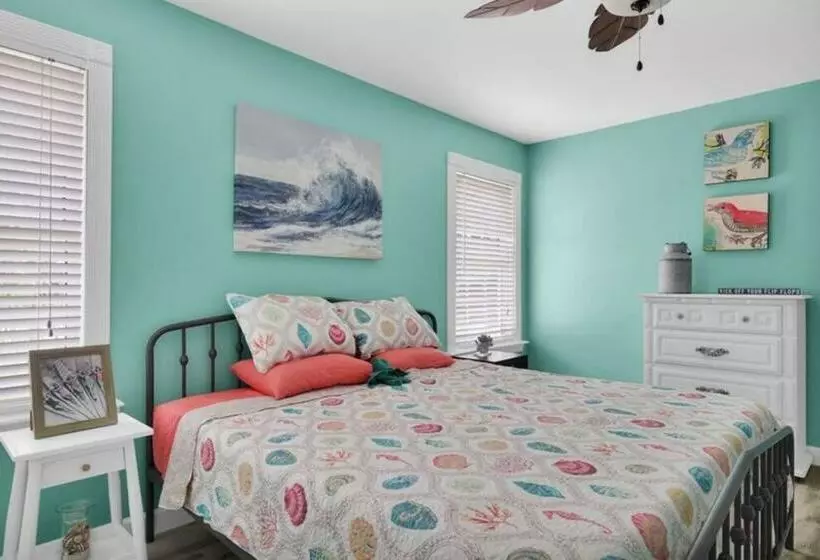 Tropical Beach Bungalow With Private Heated Pool