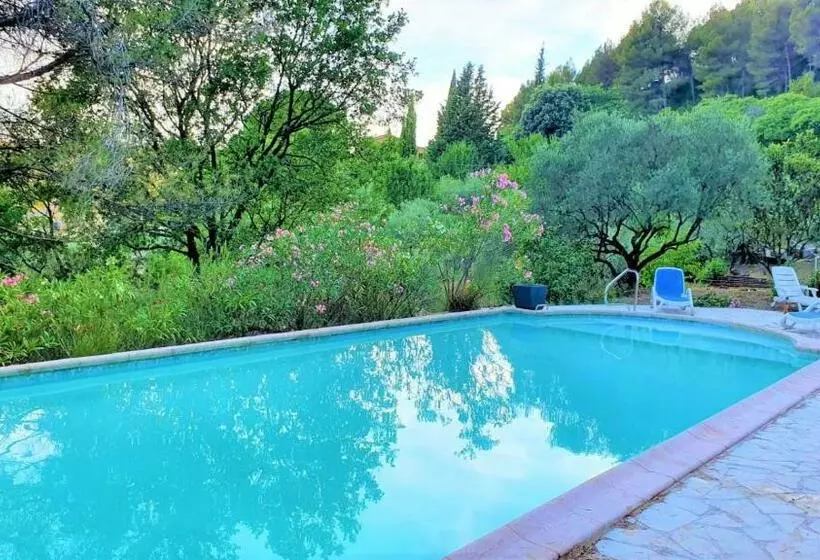 Villa Cigalons En Pleine Pinède Avec Piscine Chauffée De Mai à Septembre
