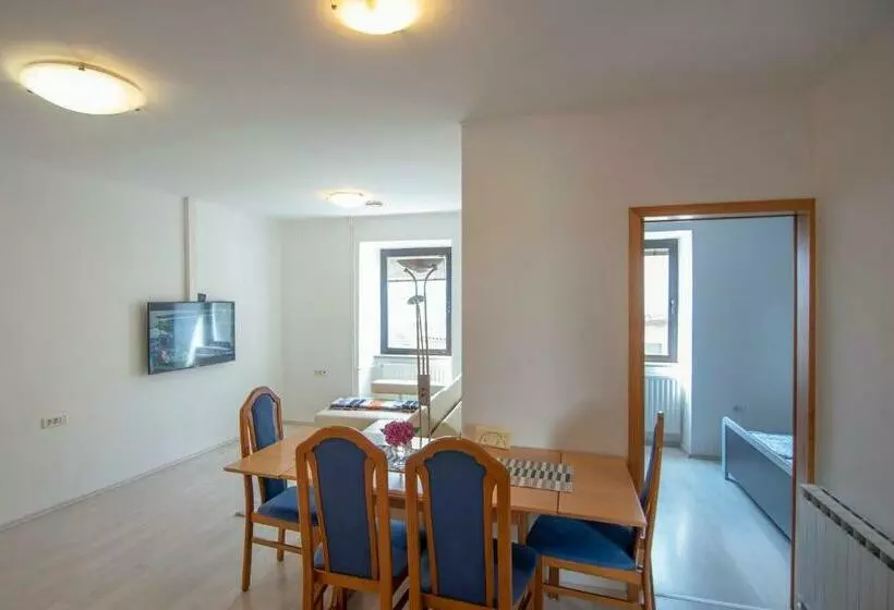 Apartma Bajc