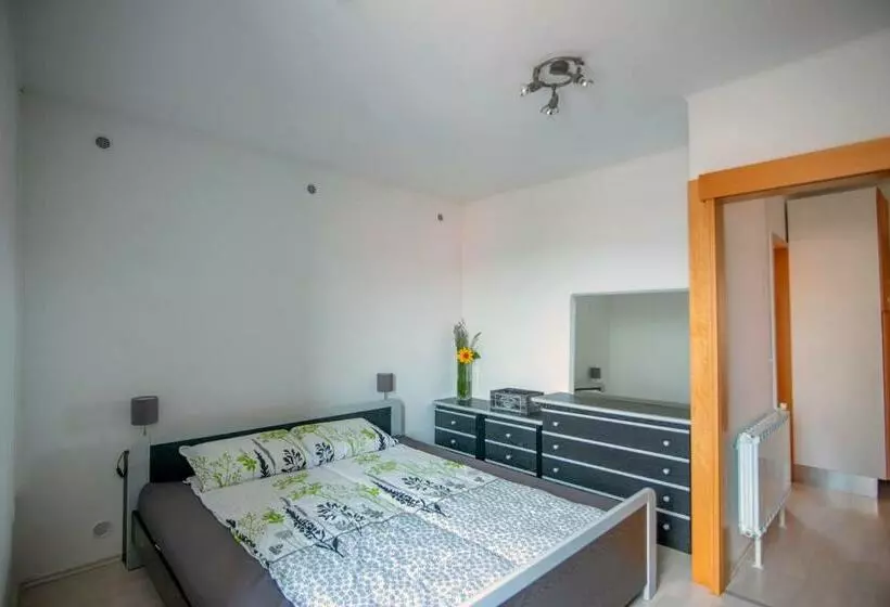 Apartma Bajc