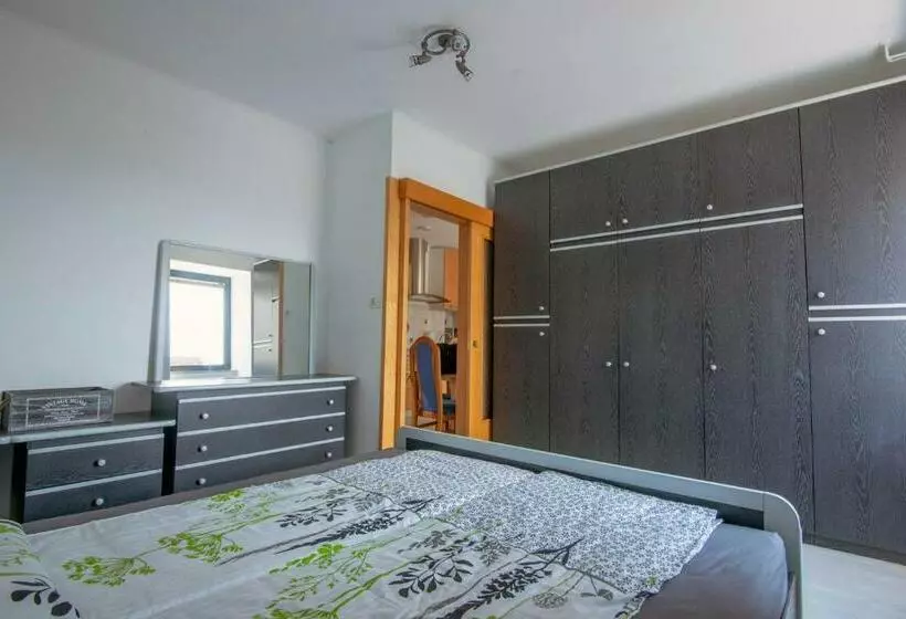 Apartma Bajc